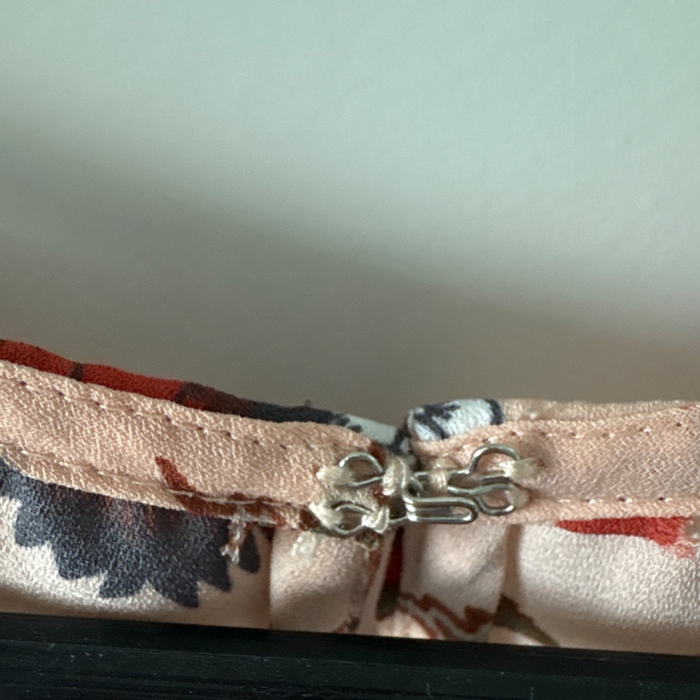 LOFT Outlet Tank - Picture 4 of 4